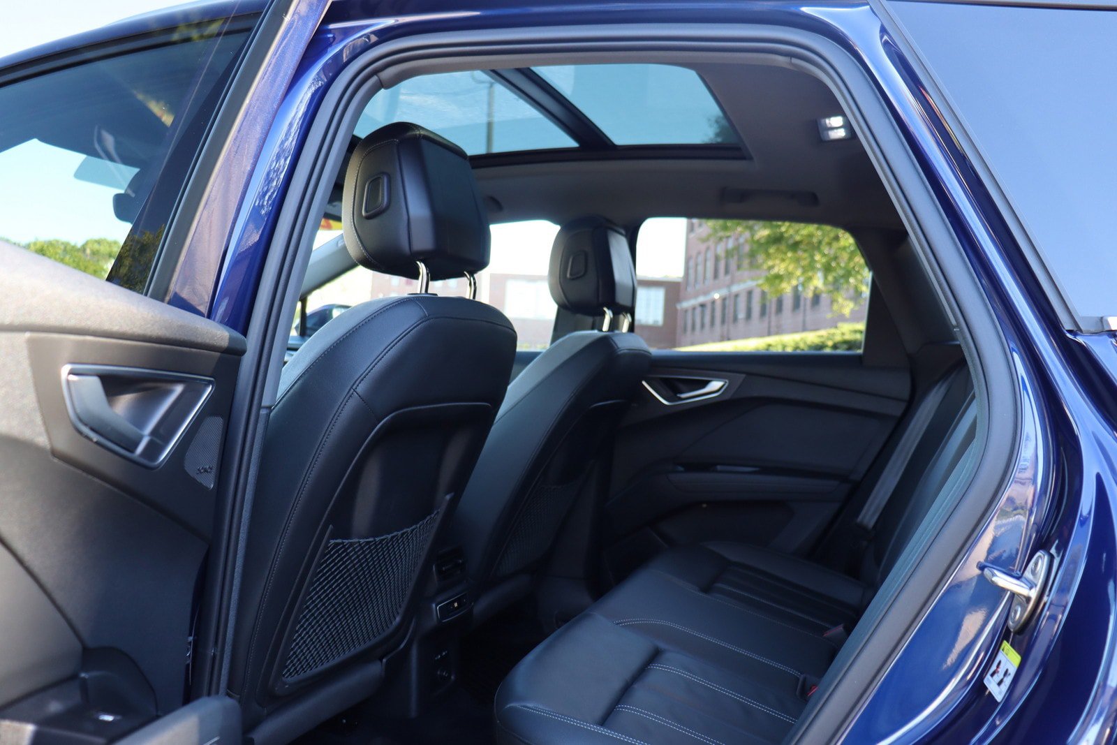 Used 2023 Audi Q4 e-tron Premium Plus w/ Premium Plus AWD/4WD image 14