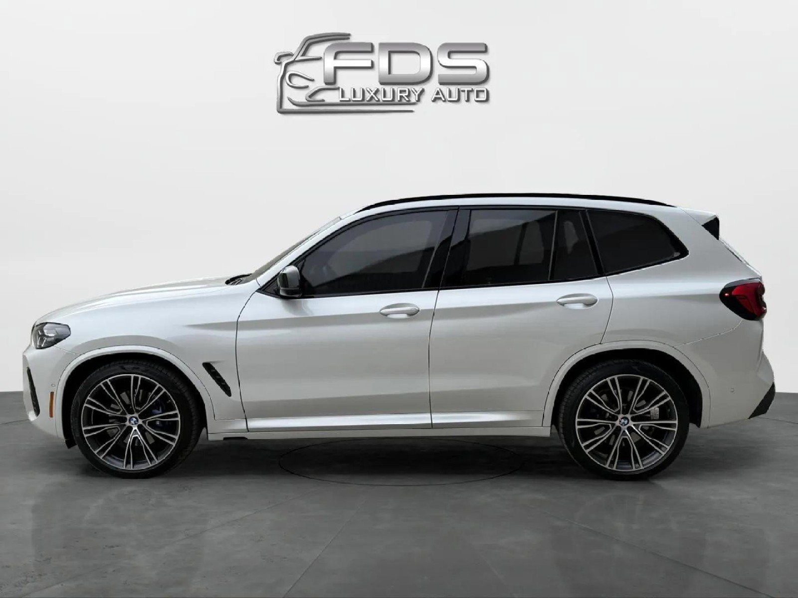 Used 2024 BMW X3 M40i w/ Premium Package image 2