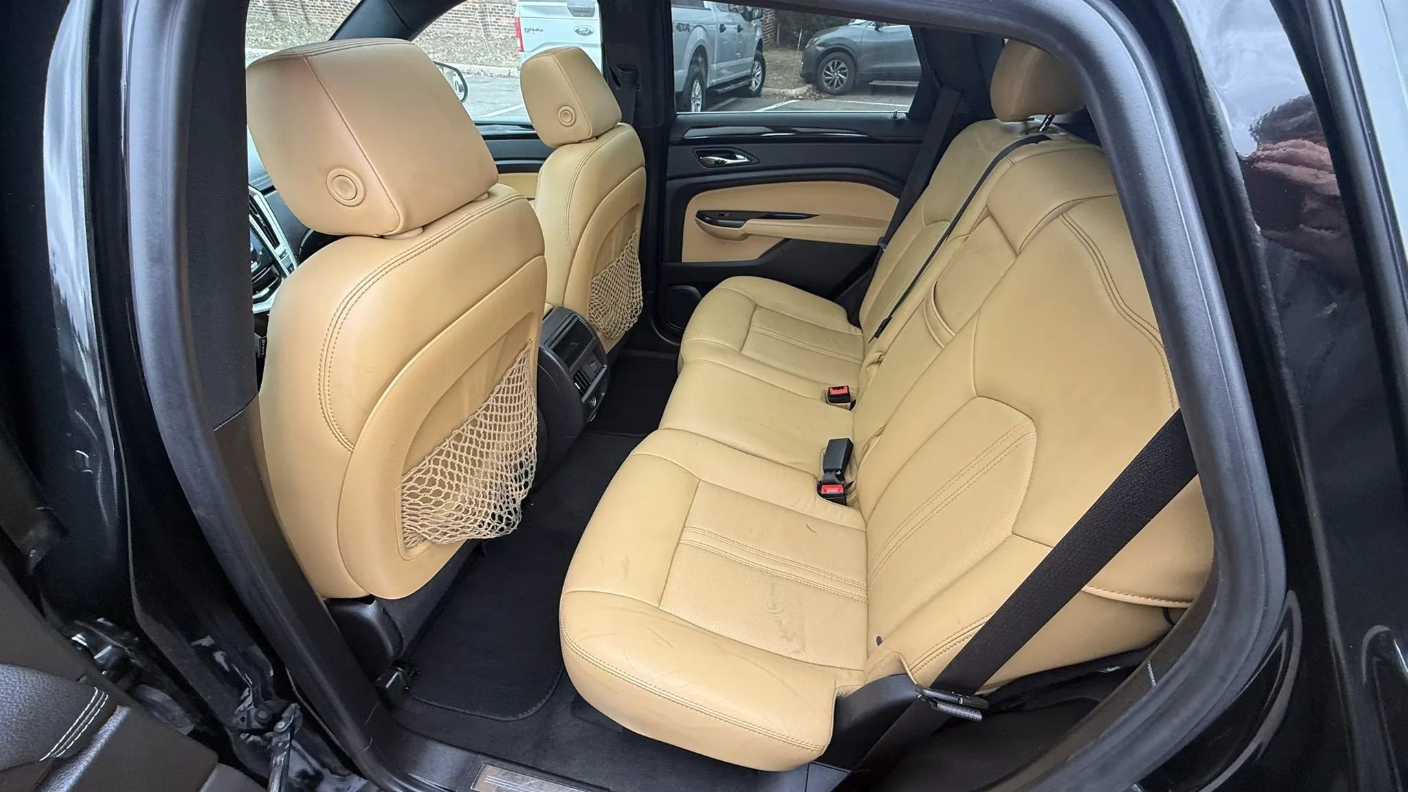 Used 2015 Cadillac SRX Luxury w/ Driver Awareness Package image 28