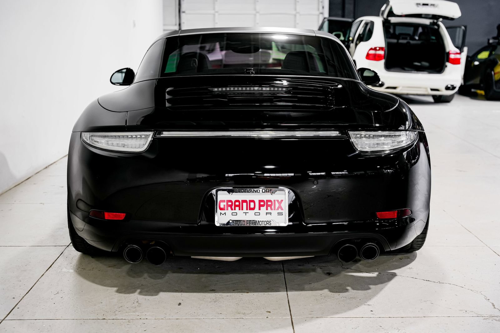 Used 2014 Porsche 911 Targa 4S AWD/4WD image 4