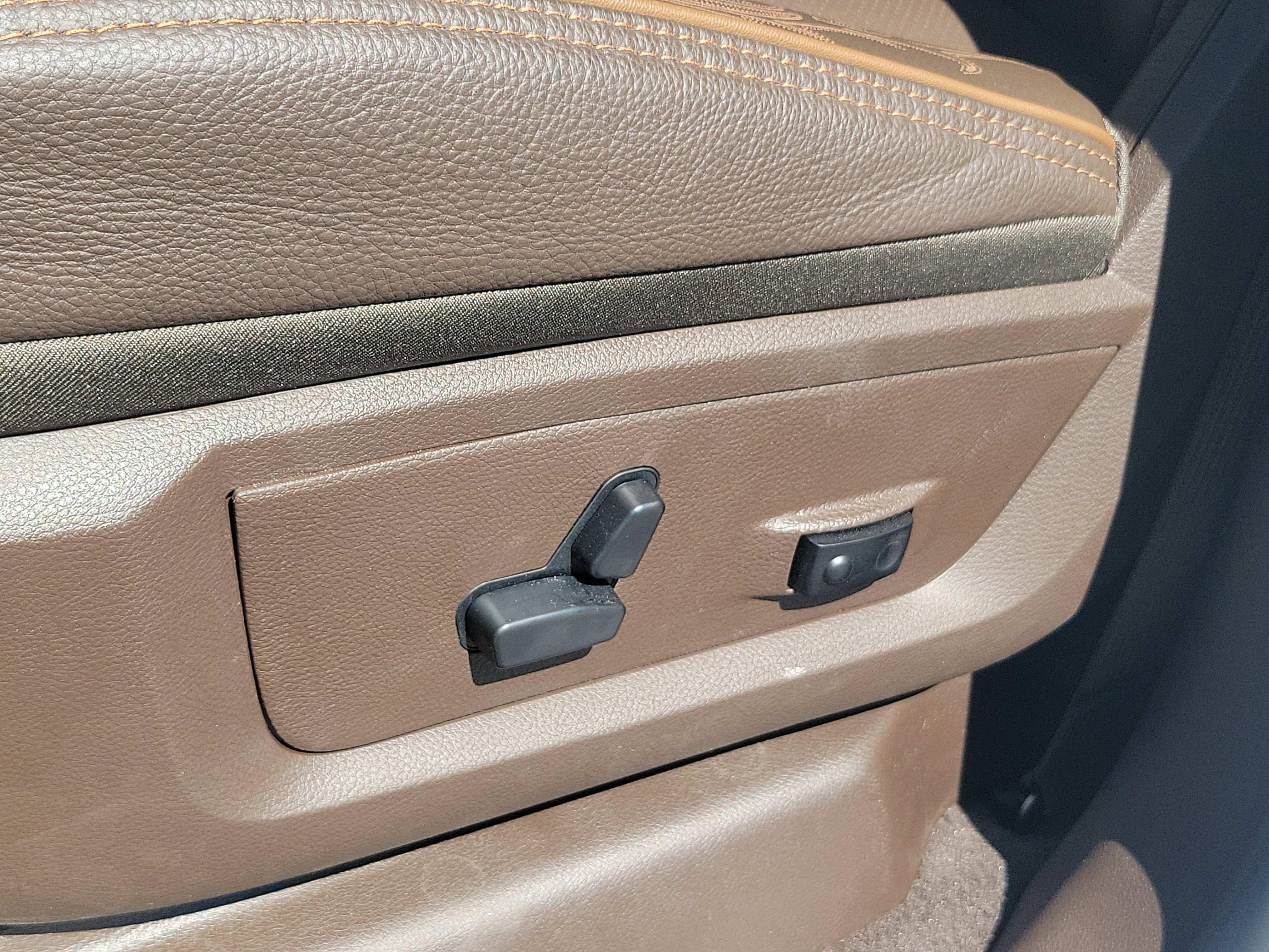 New 2026 RAM 3500 Longhorn image 9