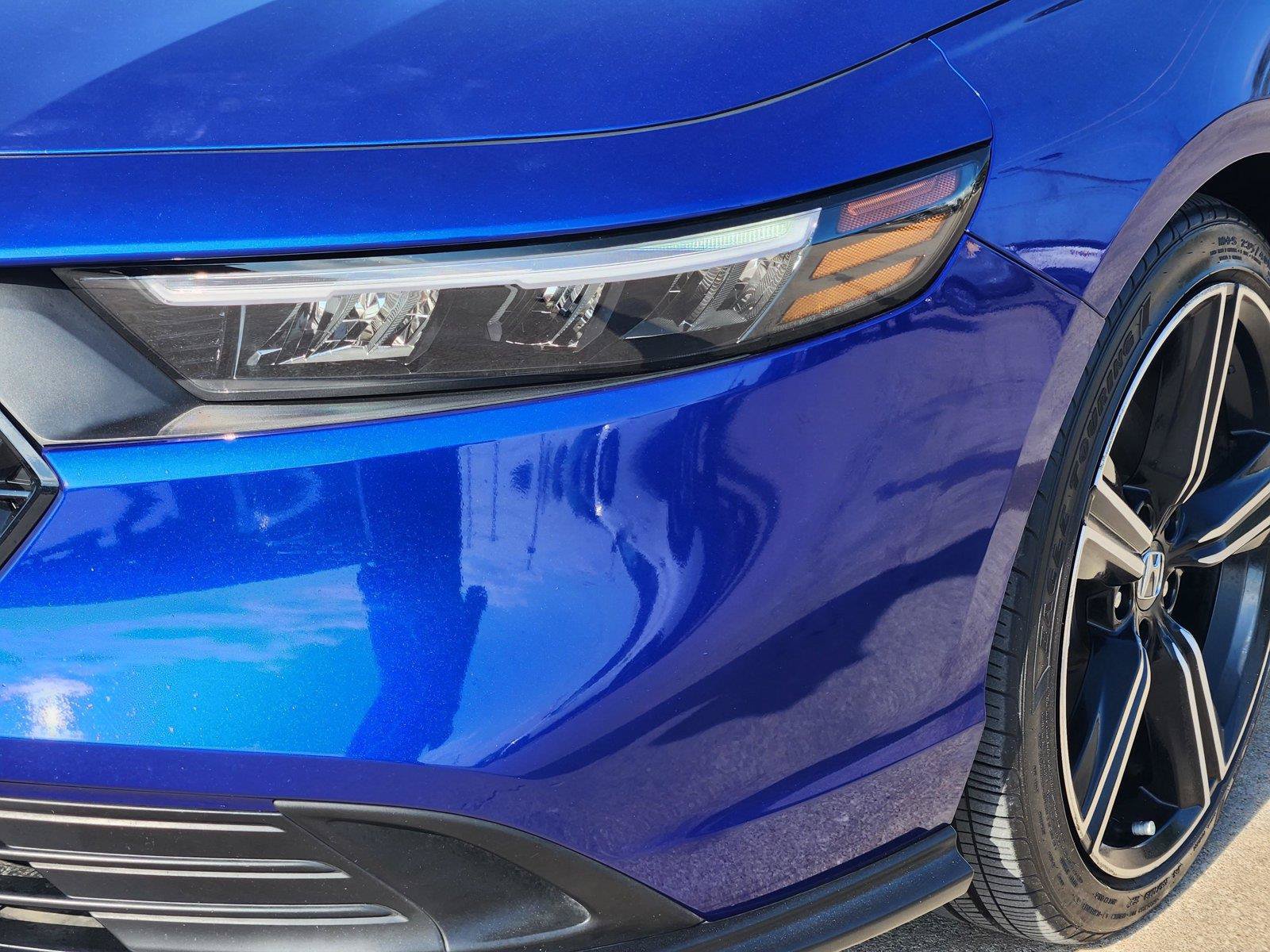 Used 2025 Honda Accord Sport image 6