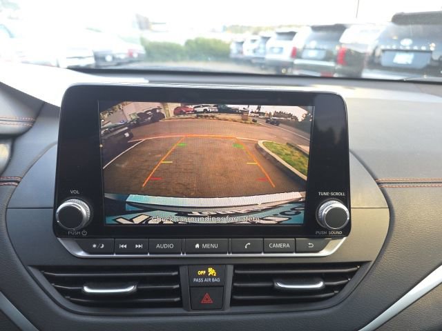 Used 2022 Nissan Altima 2.5 SR AWD/4WD image 16