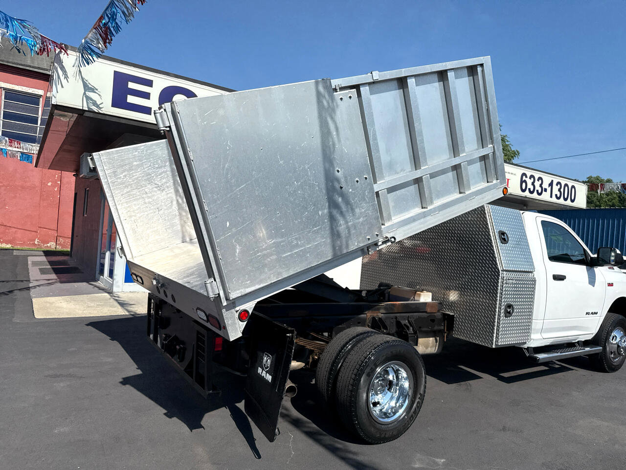 Used 2020 RAM 3500 Tradesman image 10