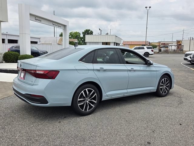 New 2026 Volkswagen Jetta SE FWD image 13