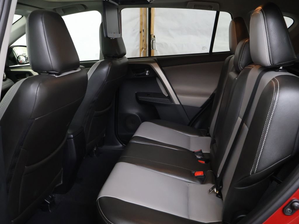 Used 2015 Toyota RAV4 XLE FWD image 16