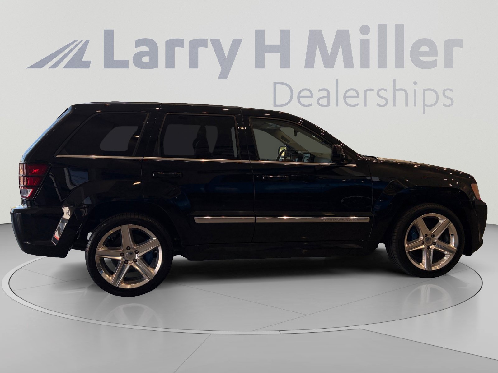 Used 2006 Jeep Grand Cherokee SRT8 w/ SRT Option Group I AWD/4WD image 6