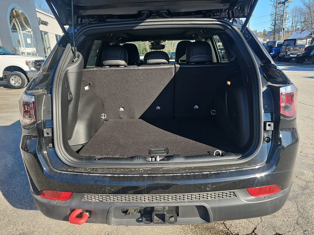 New 2026 Jeep Compass Trailhawk w/ Sun, Sound & Navigation Group image 27
