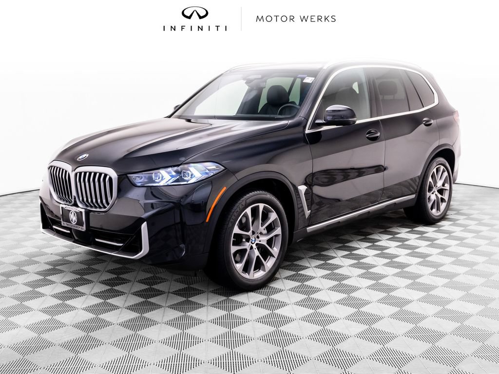 Used 2024 BMW X5 xDrive40i w/ Premium Package AWD/4WD image 1