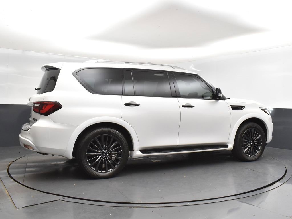 Certified 2023 INFINITI QX80 Premium Select w/ Cargo Package image 8