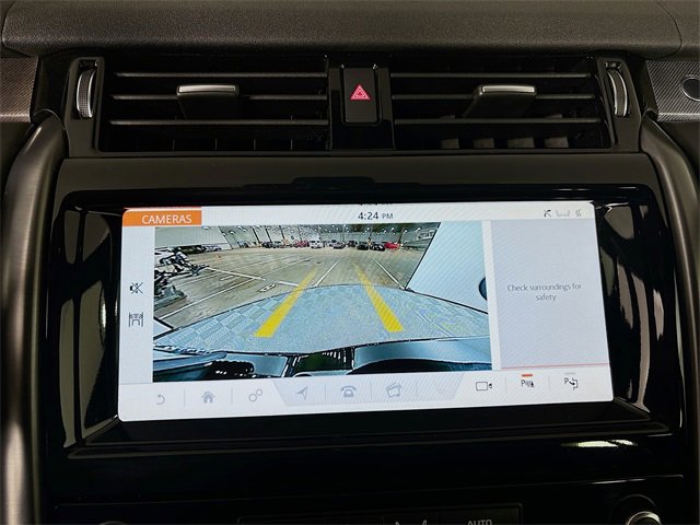 Used 2019 Land Rover Discovery HSE image 16