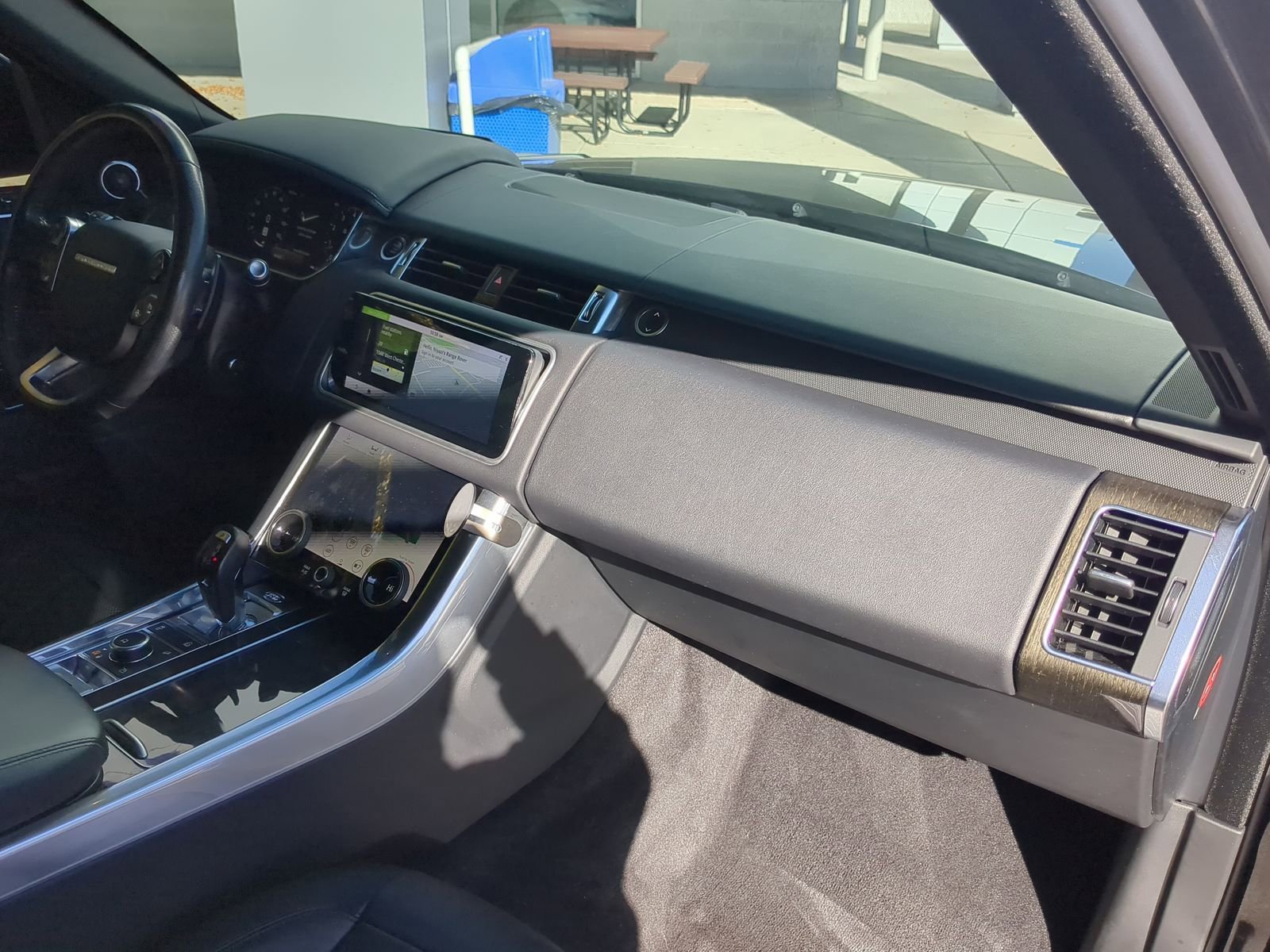 Used 2018 Land Rover Range Rover Sport Supercharged image 27