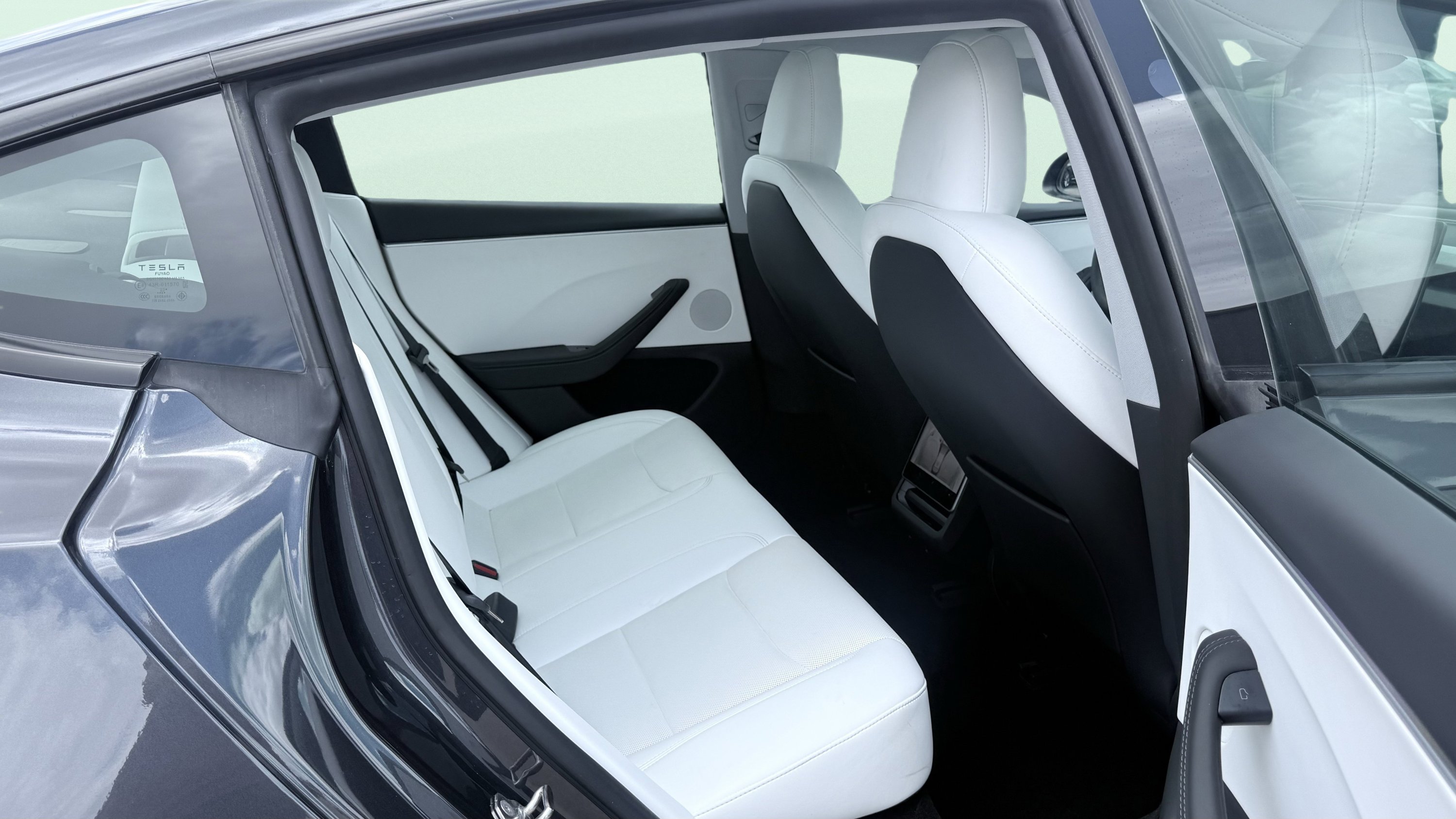 Used 2024 Tesla Model 3 Long Range RWD image 37