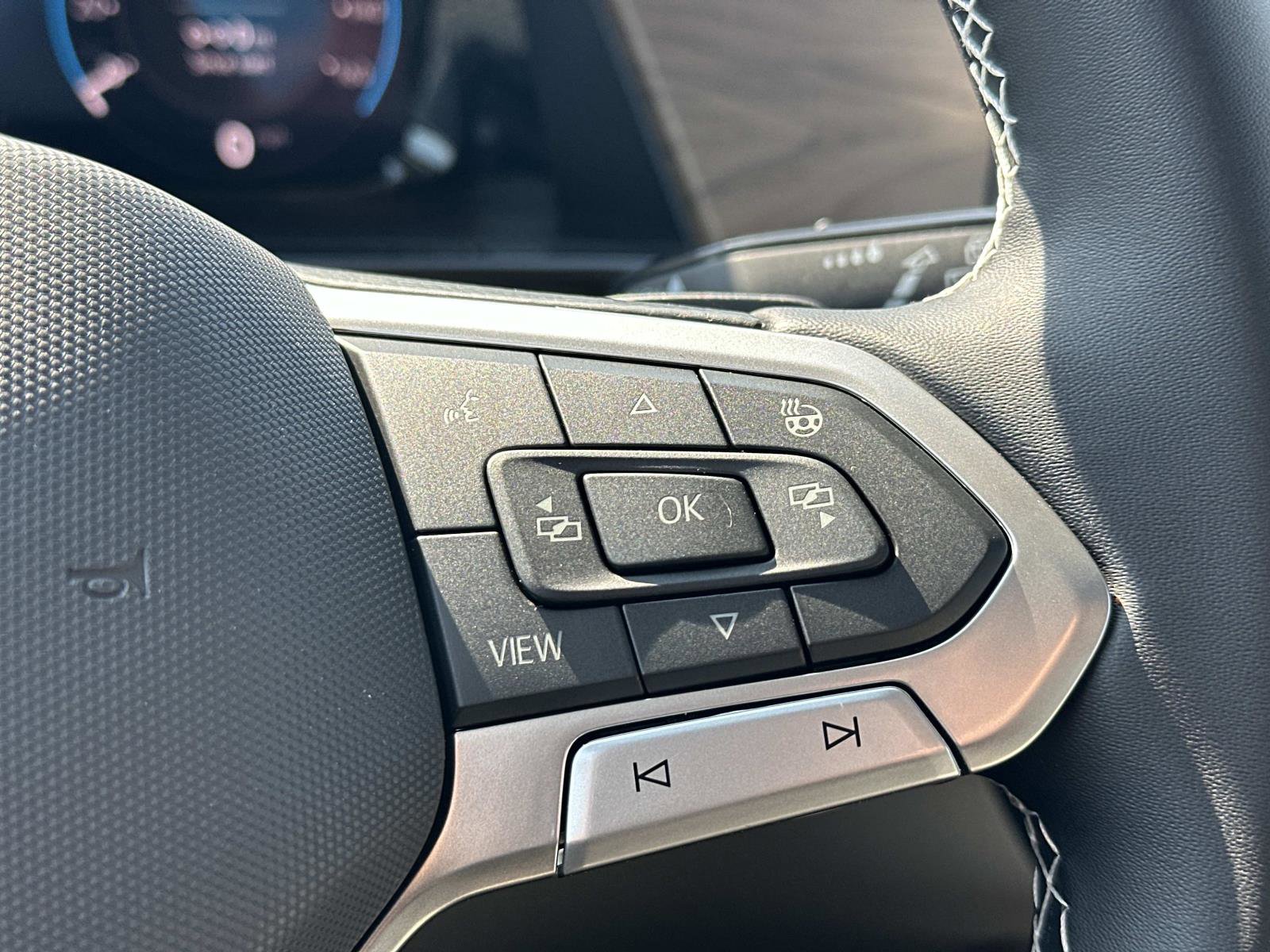 New 2026 Volkswagen Atlas SE image 23