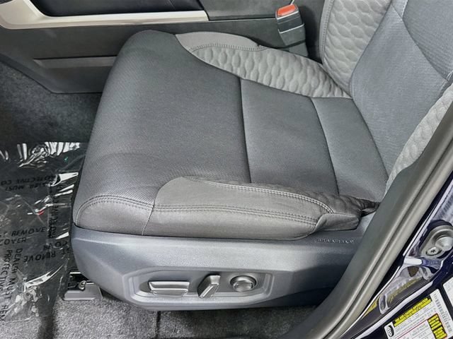 New 2026 Toyota Tundra SR5 w/ SR5 Convenience Package AWD/4WD image 18