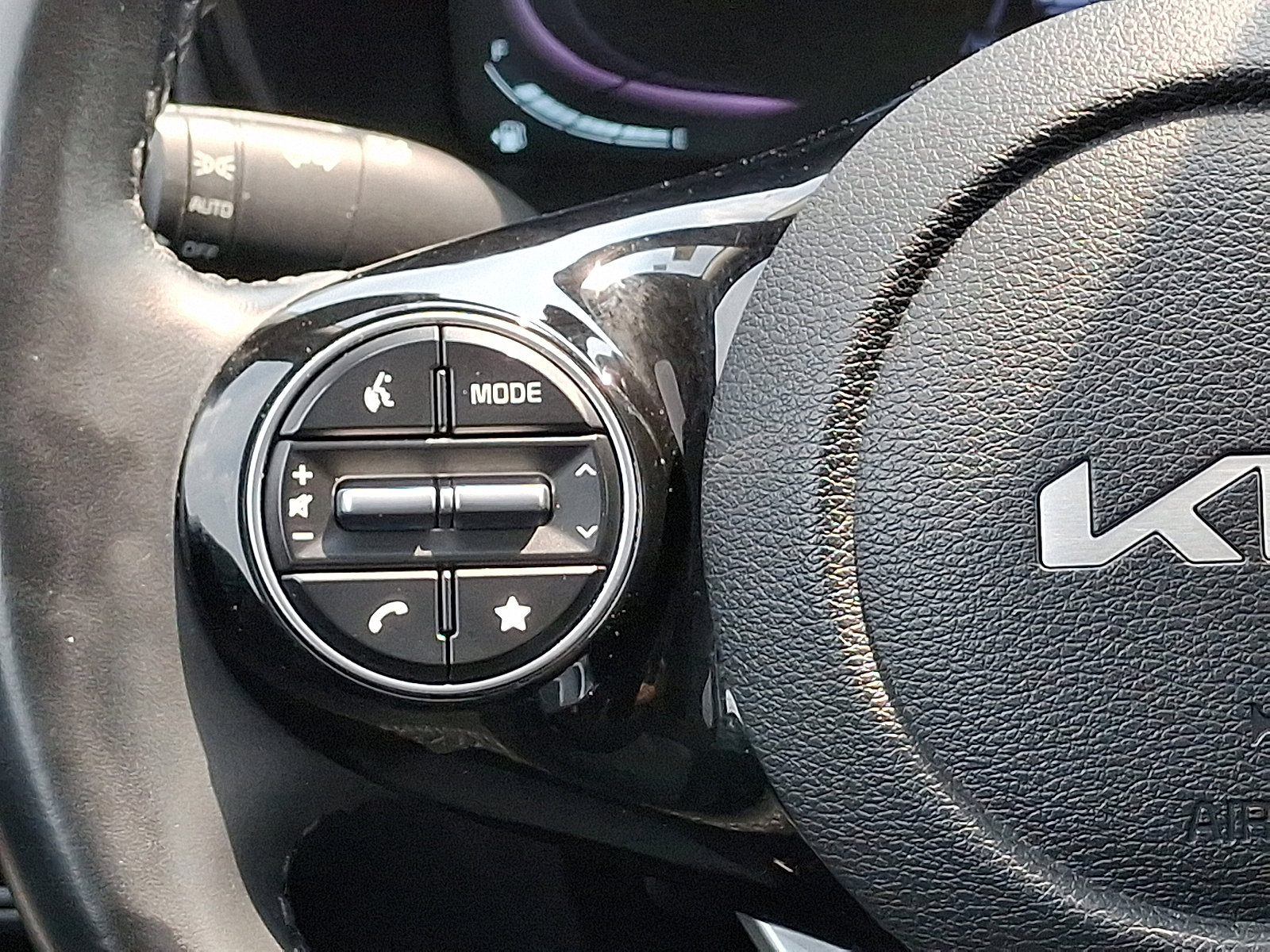 Used 2023 Kia Soul EX image 22