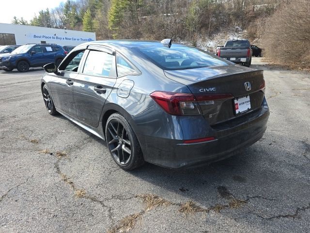 Used 2025 Honda Civic Sport image 3