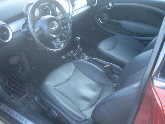 Used 2011 MINI Cooper Hardtop image 10