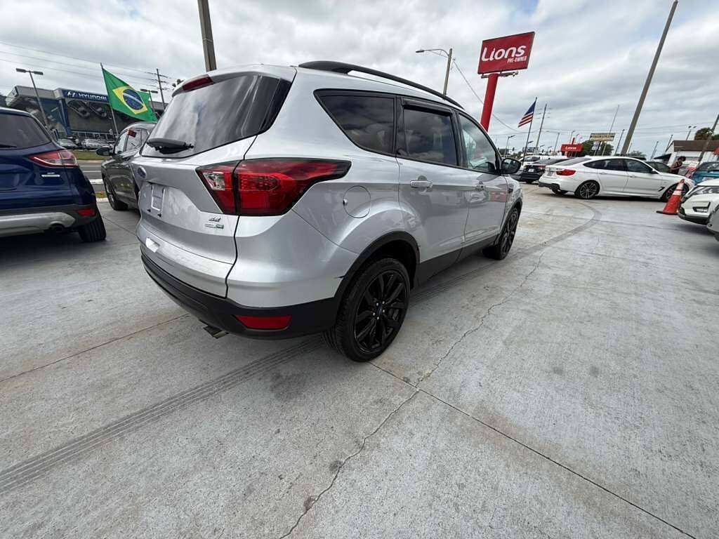 Used 2019 Ford Escape SE AWD/4WD image 3