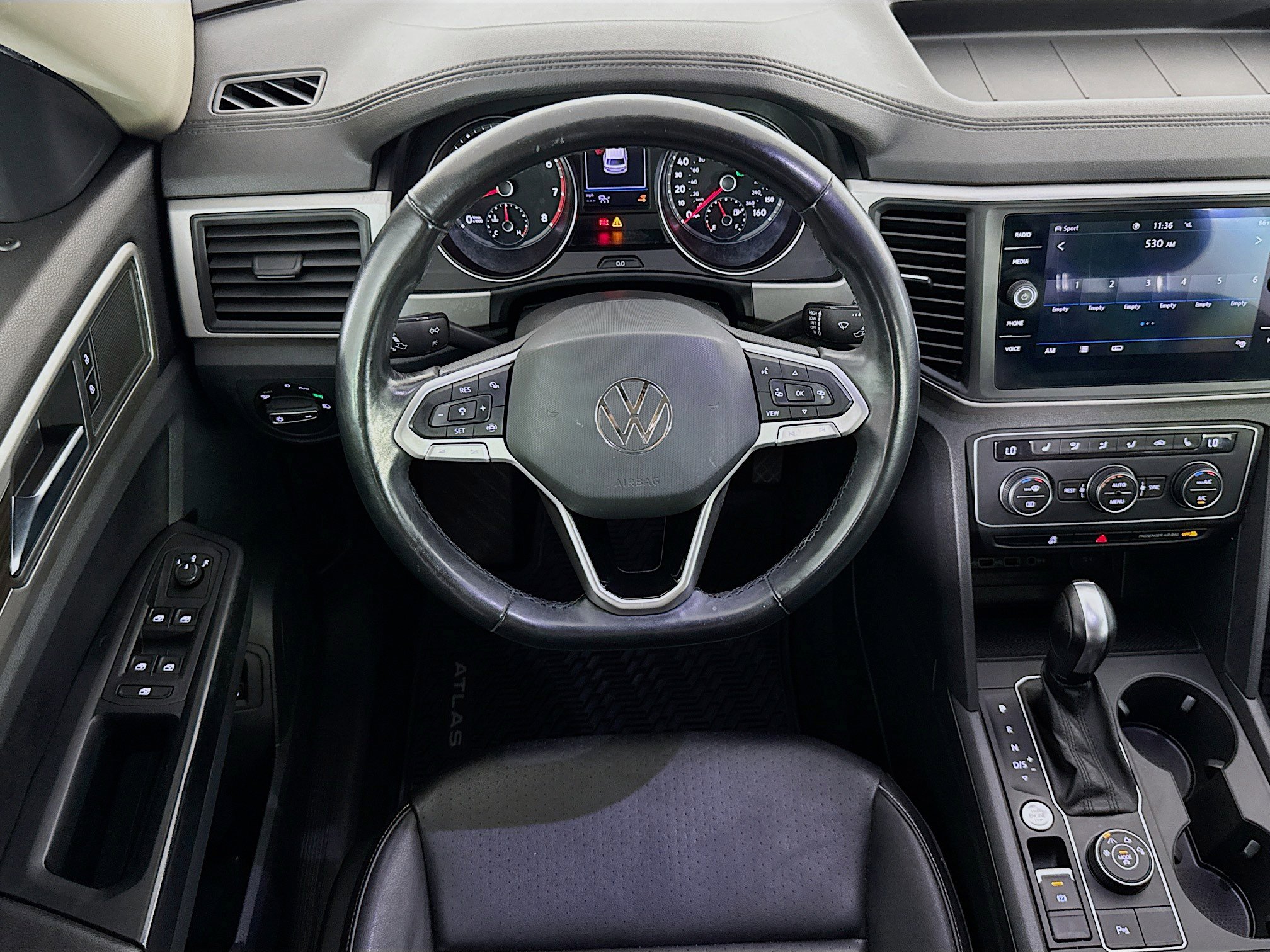 Used 2021 Volkswagen Atlas SE w/ MDO Package (Bench Seat) AWD/4WD image 16