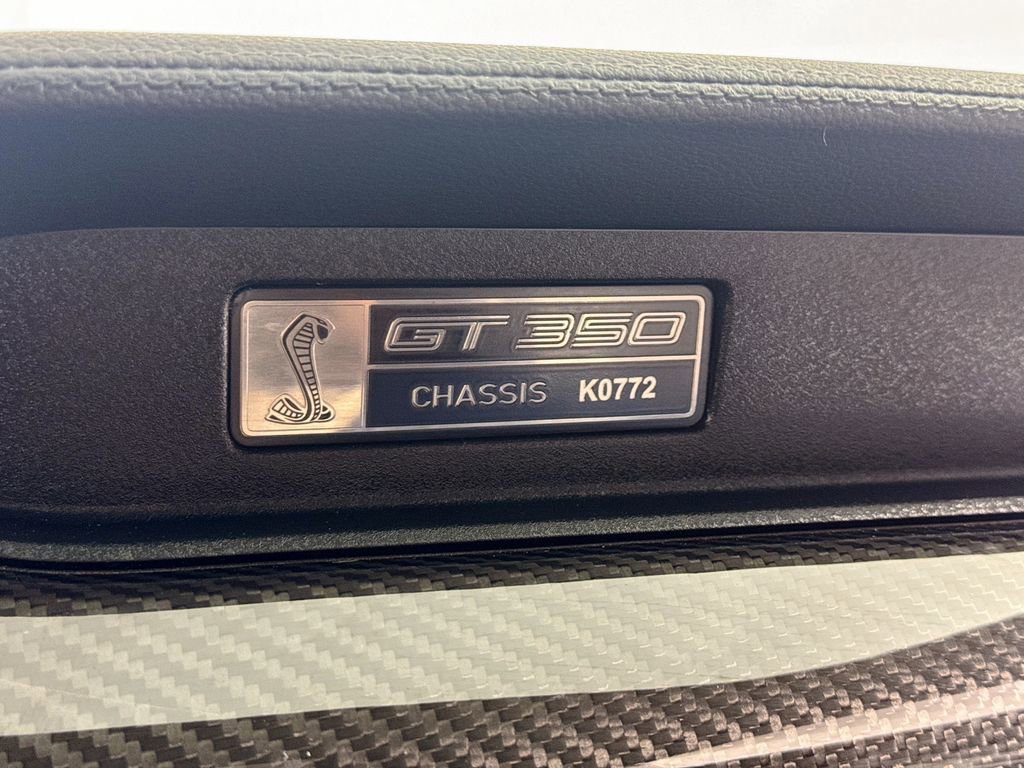 Used 2019 Ford Mustang Shelby GT350 w/ Technology Package image 40