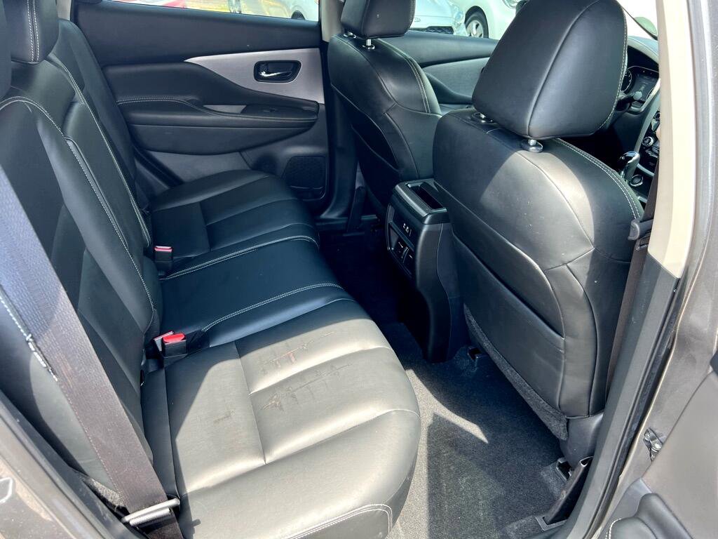 Used 2022 Nissan Murano SV image 11