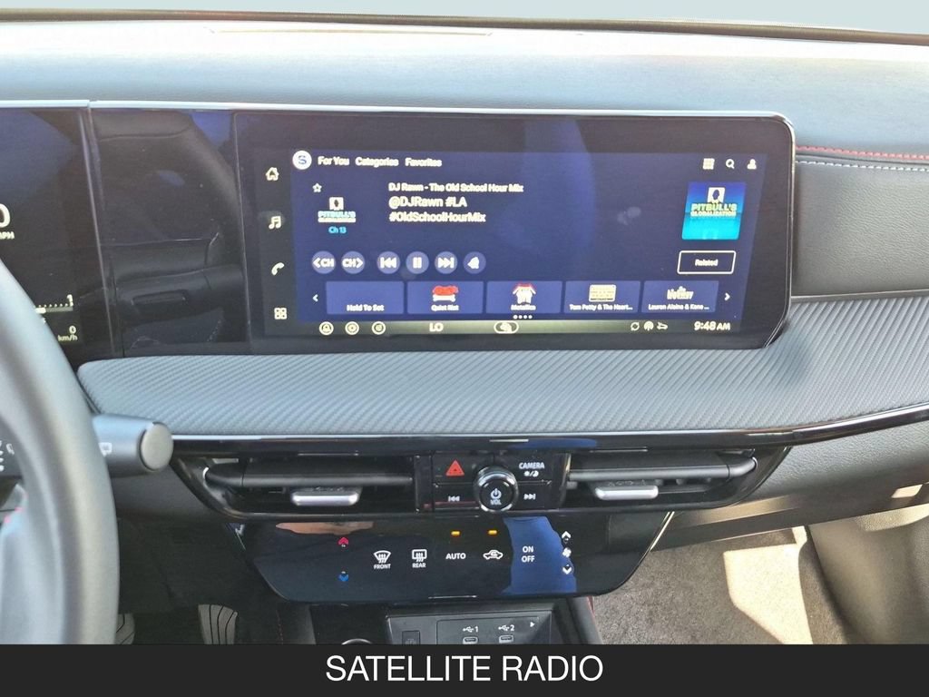Certified 2026 Nissan Kicks SR FWD image 25
