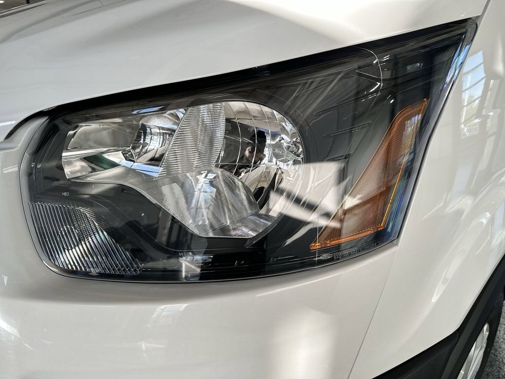 Used 2024 Ford Transit 250 Low Roof w/ Exterior Upgrade Package image 26