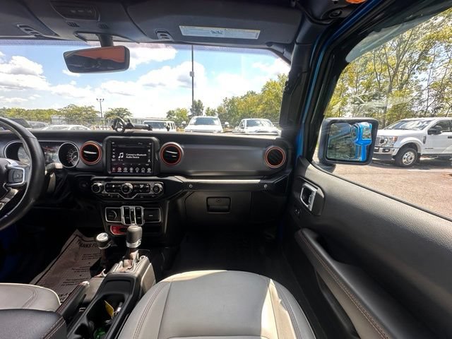 Used 2023 Jeep Gladiator Mojave w/ Cold Weather Group AWD/4WD image 29