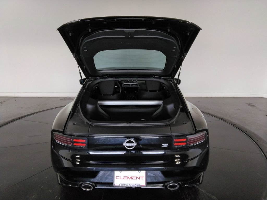 Used 2024 Nissan Z Sport w/ Floor Mat Package image 9