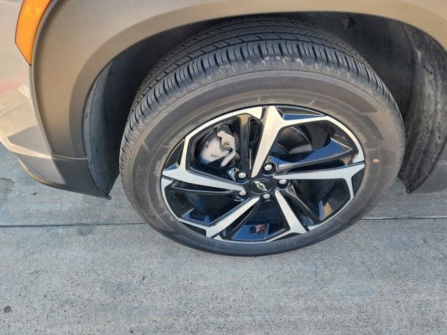 Used 2023 Chevrolet TrailBlazer RS image 17