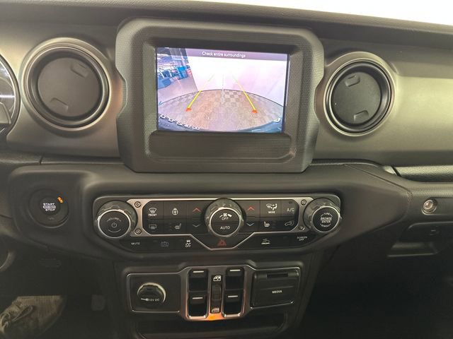 Used 2023 Jeep Wrangler Unlimited w/ Cold Weather Group AWD/4WD image 22