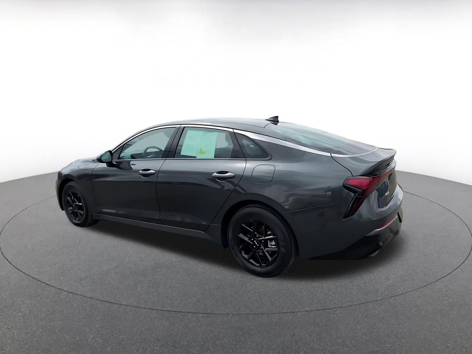 Used 2025 Kia K5 LXS image 10