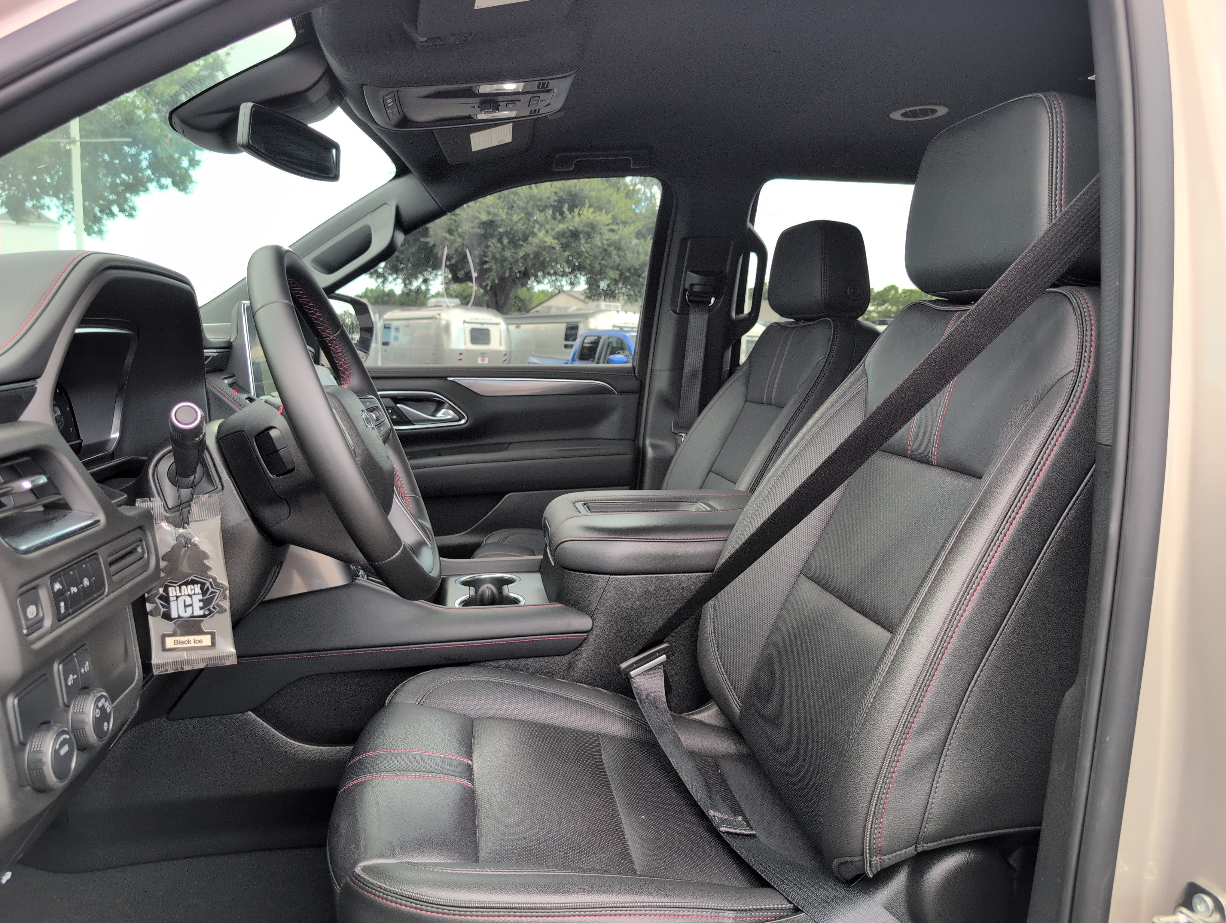 Used 2024 Chevrolet Tahoe RST RWD image 13