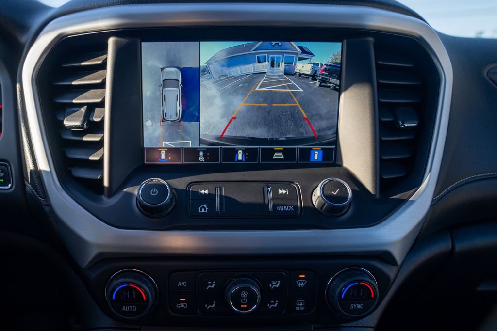 Used 2023 GMC Acadia SLT w/ Elevation Edition image 25