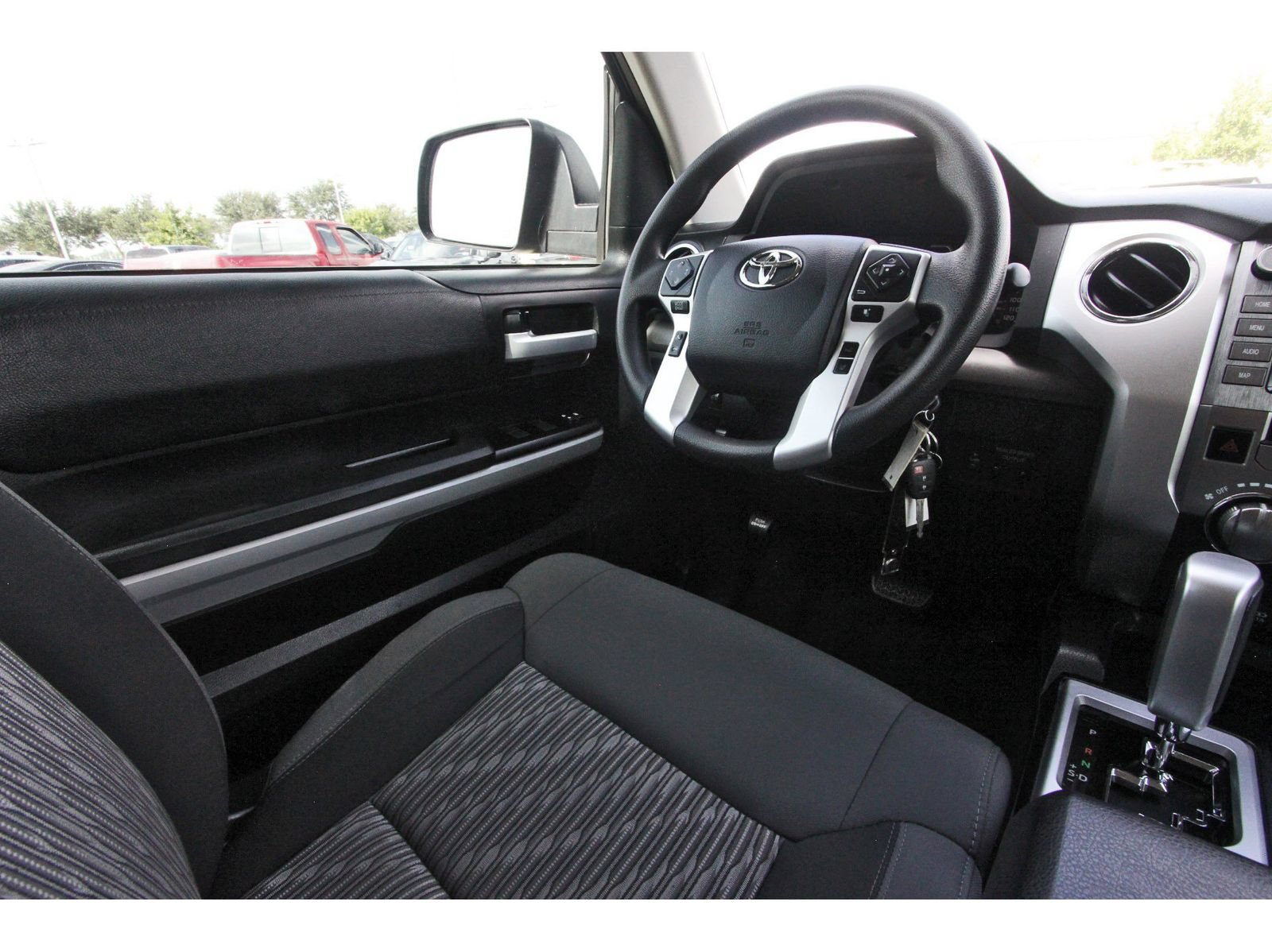 Used 2020 Toyota Tundra SR5 w/ SR5 Upgrade Package RWD image 10