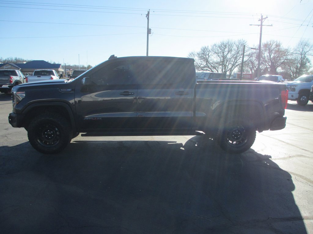Used 2024 GMC Sierra 1500 AT4X w/ AT4X AEV Edition image 8