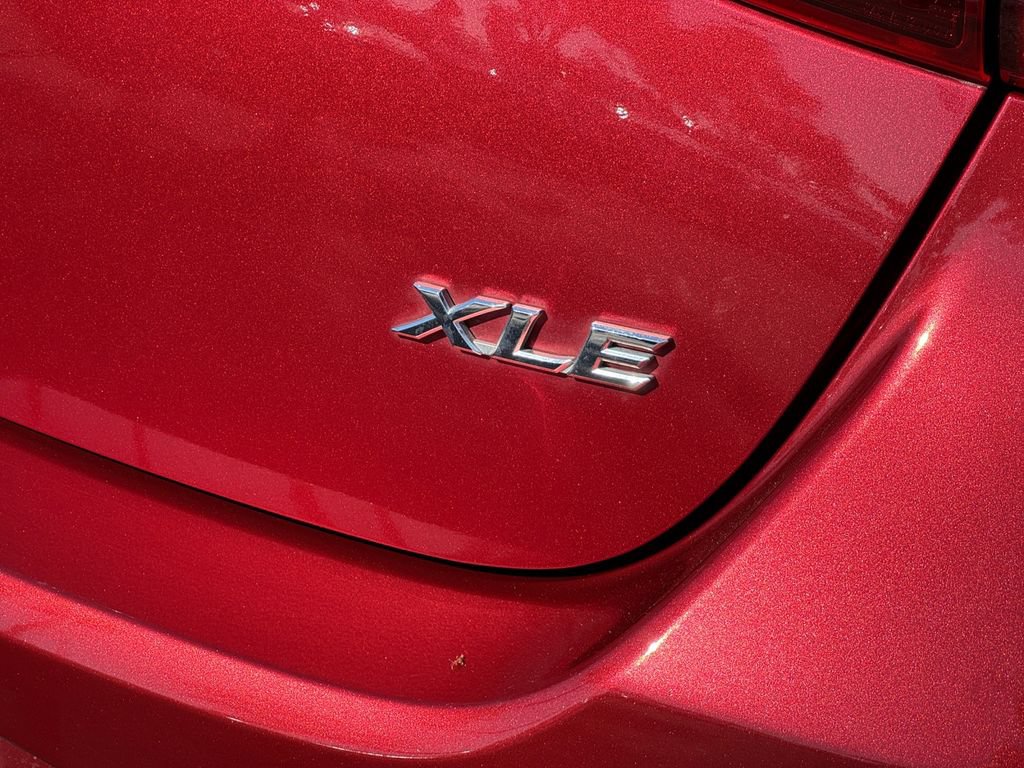 Used 2020 Toyota Yaris XLE FWD image 25