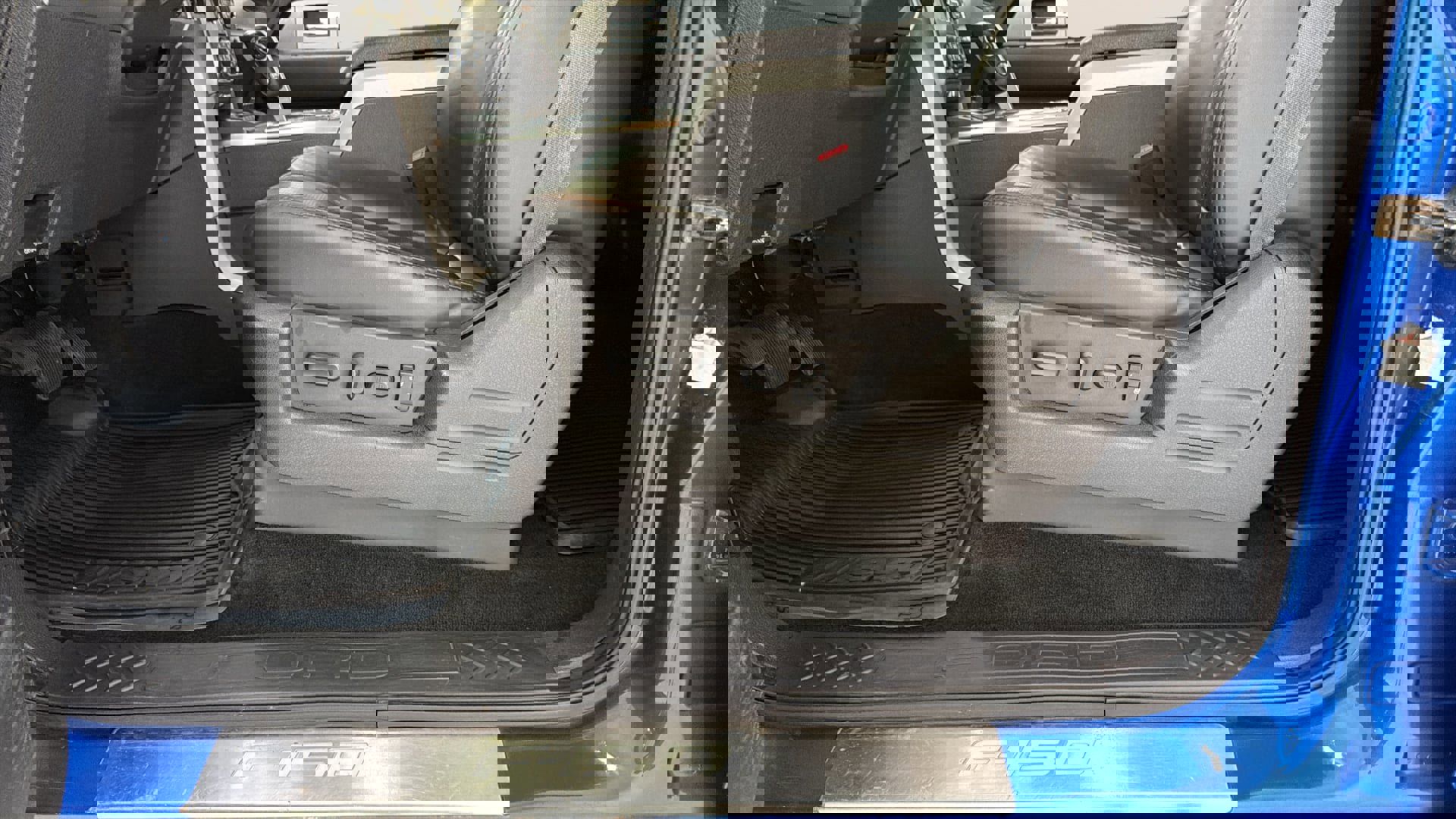 Used 2013 Ford F150 Raptor w/ Luxury Equipment Group image 24