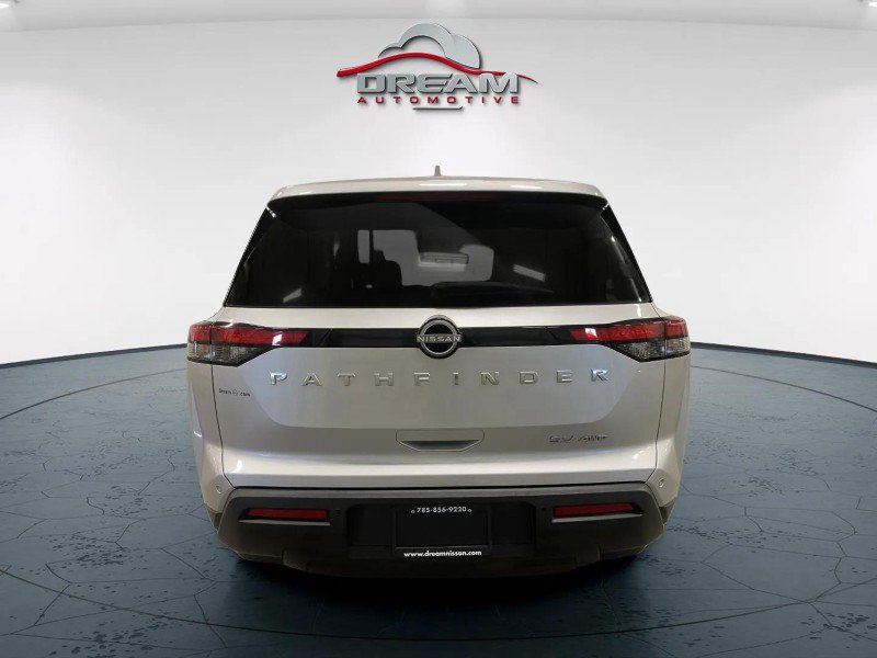 Used 2024 Nissan Pathfinder SV AWD/4WD image 18
