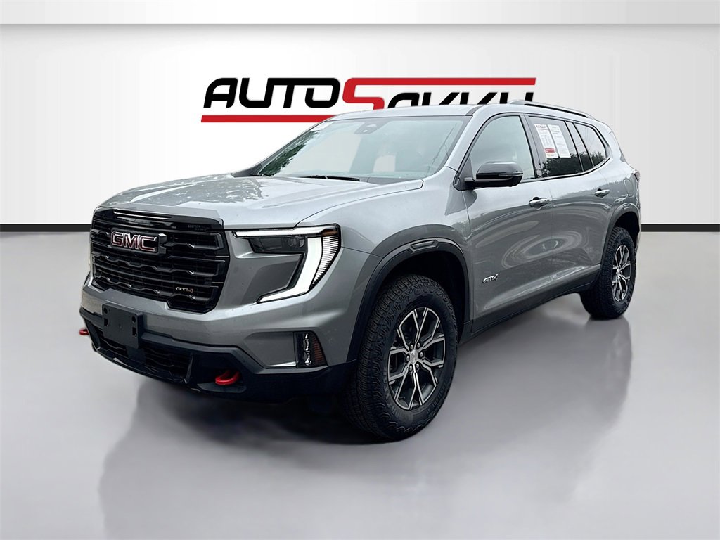 Used 2024 GMC Acadia AT4 w/ Luxury Package image 3