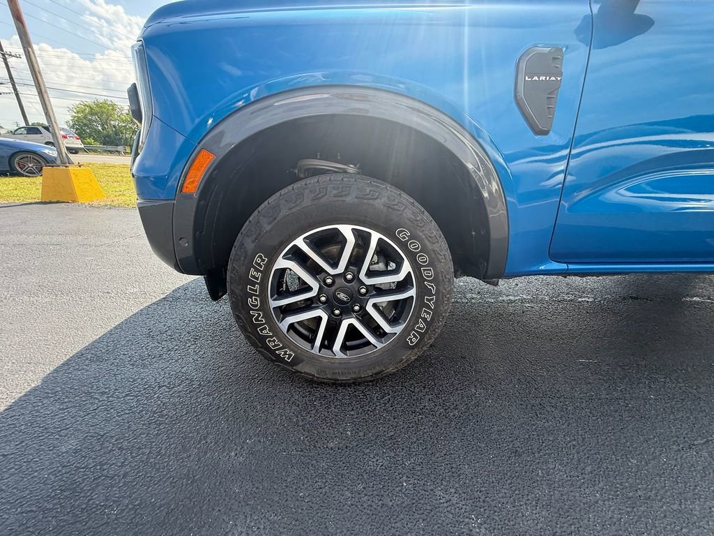 Used 2024 Ford Ranger Lariat w/ FX4 Off-Road Package image 10