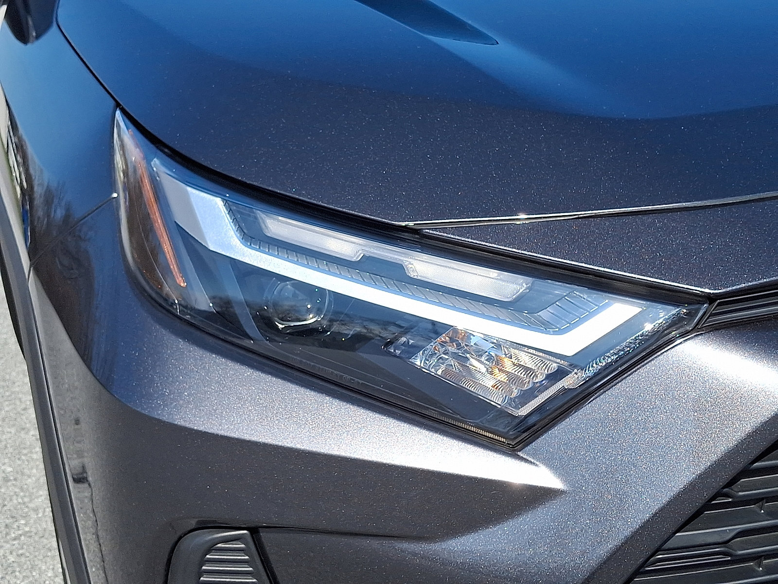 Certified 2023 Toyota RAV4 LE FWD image 13