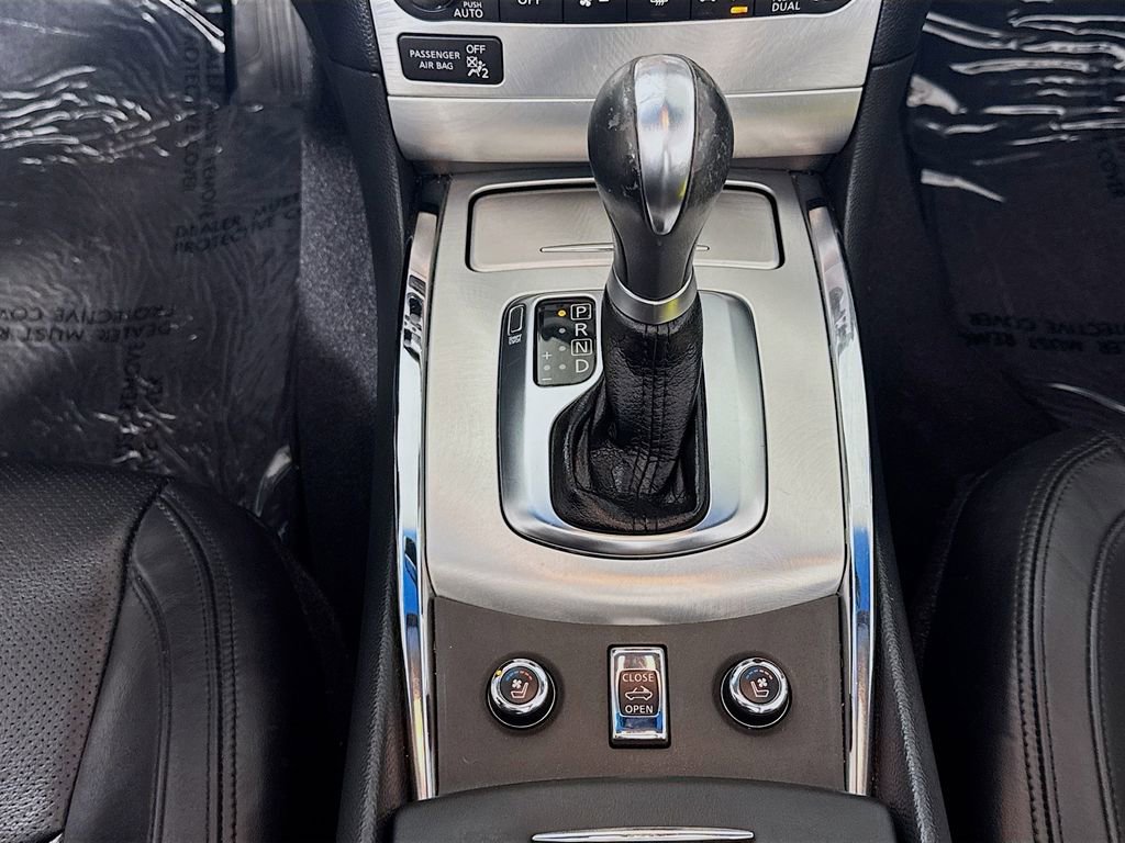 Used 2014 INFINITI Q60 Convertible w/ Premium Package image 18