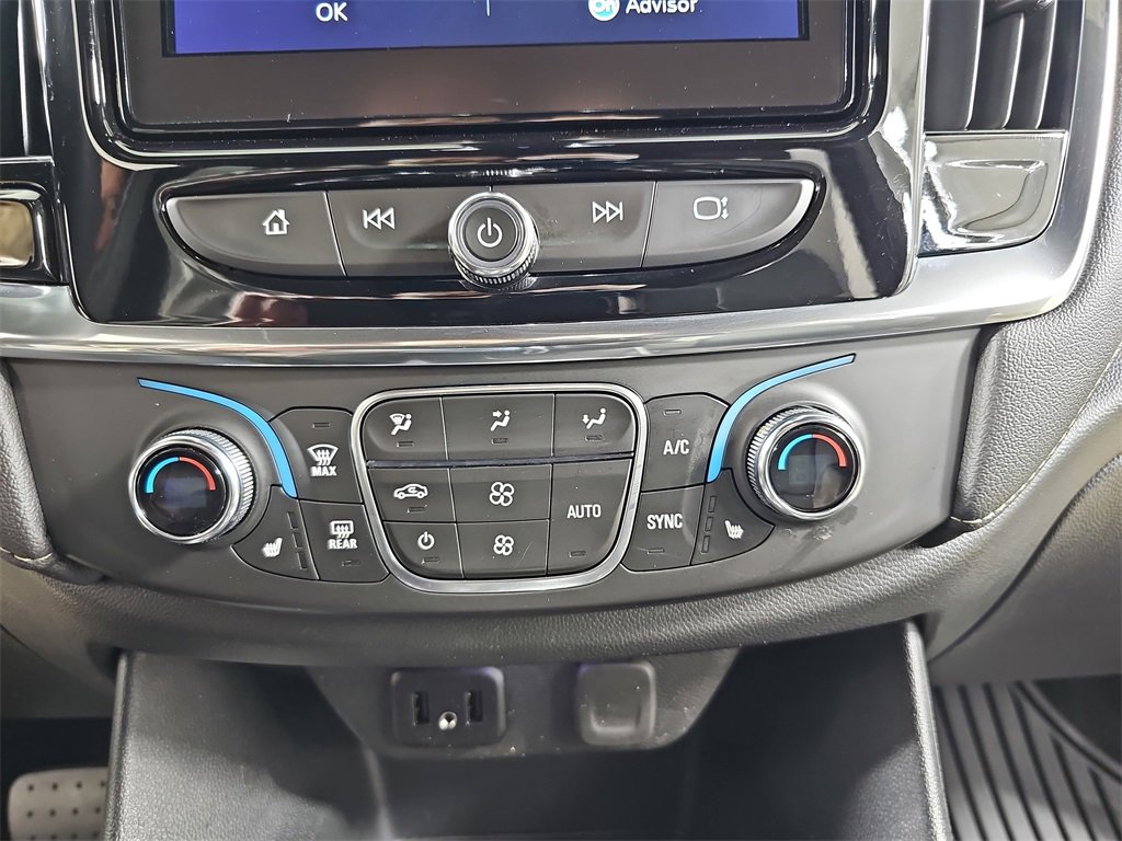 Certified 2023 Chevrolet Traverse LT image 31