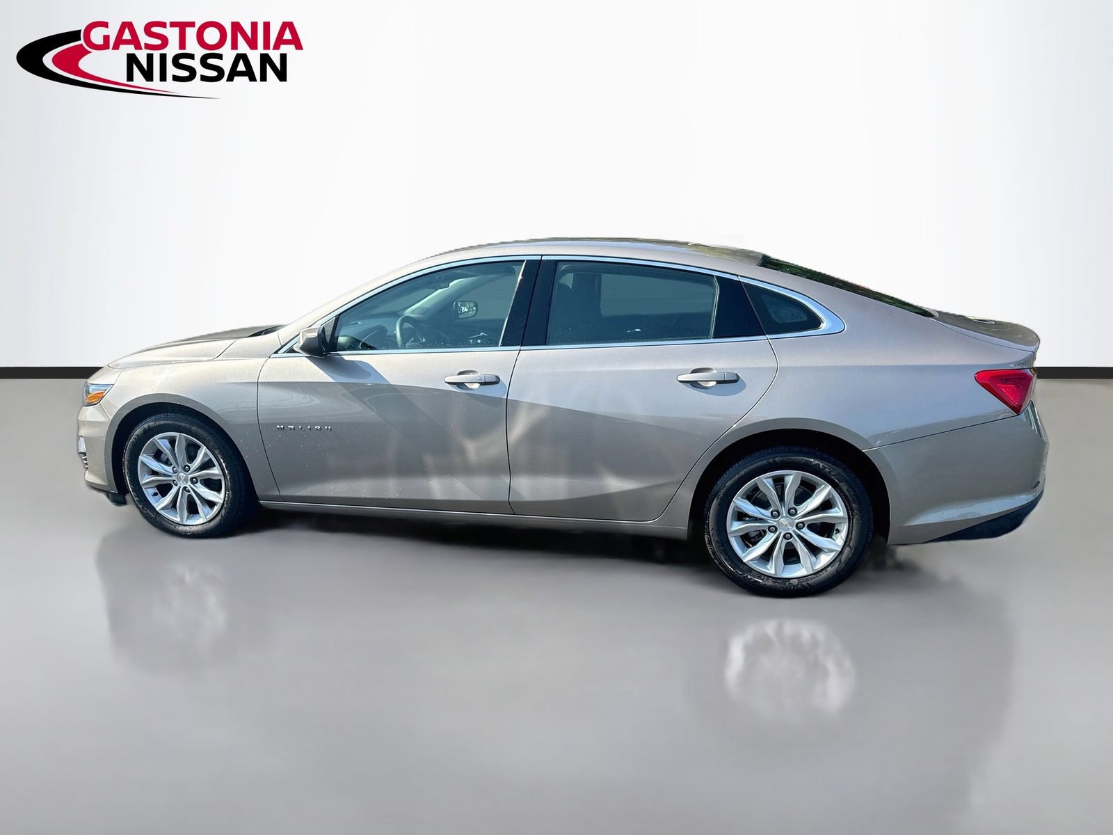Used 2024 Chevrolet Malibu LT FWD image 6