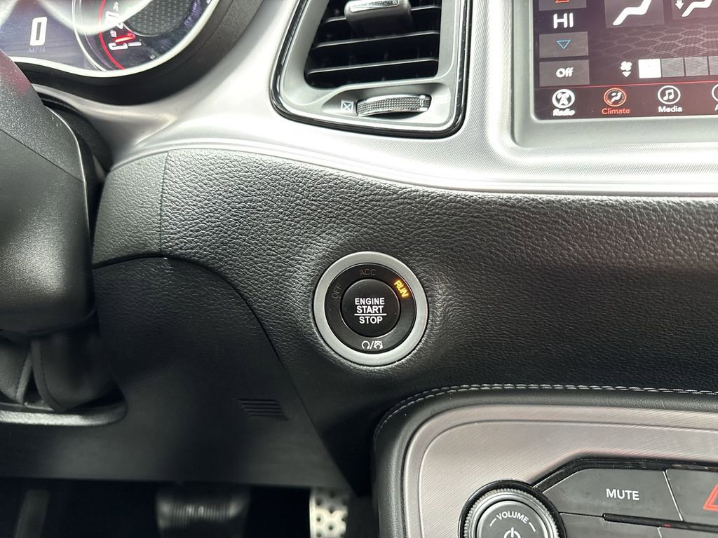 Used 2023 Dodge Challenger R/T image 16