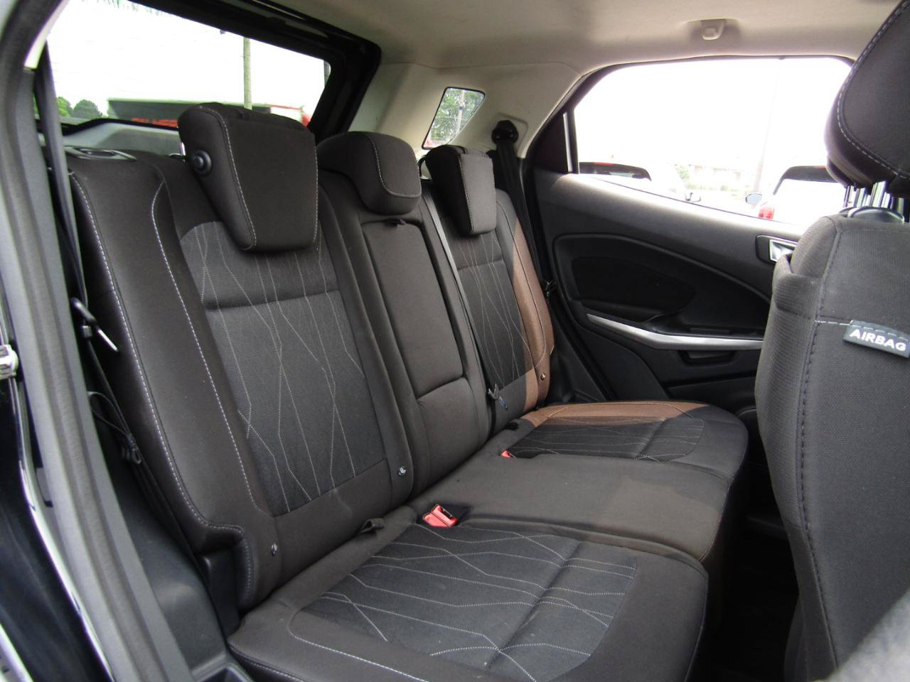 Used 2019 Ford EcoSport SE FWD image 22