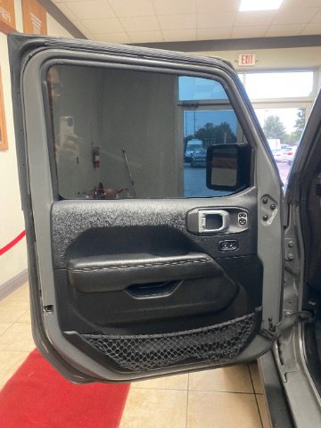 Used 2019 Jeep Wrangler Unlimited Sahara w/ Quick Order Package 24M Moab image 18