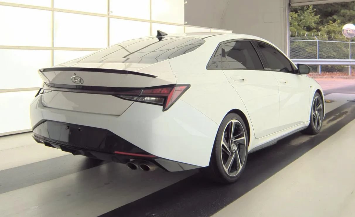 Used 2021 Hyundai Elantra N Line FWD image 3